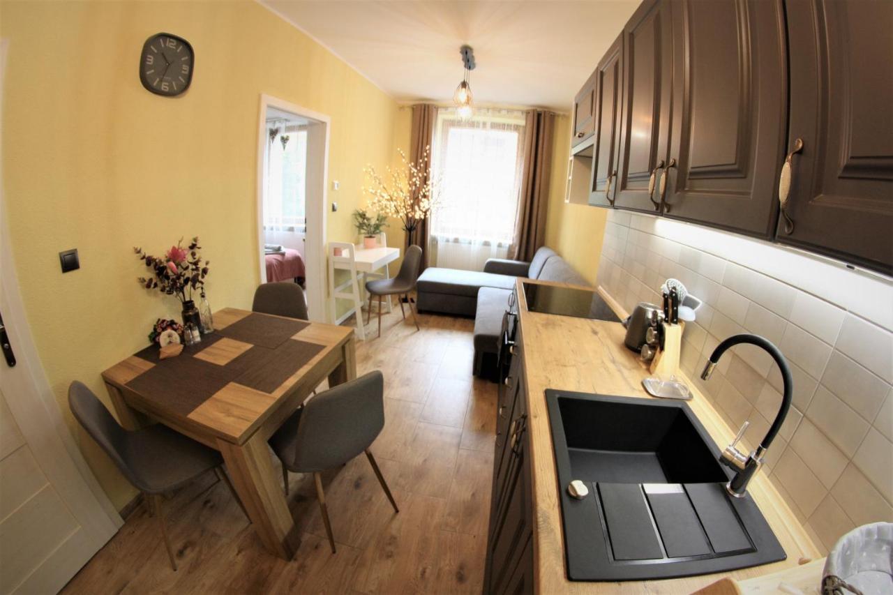 Apartamenty Zielone Centrum Stronie Slaskie Ngoại thất bức ảnh